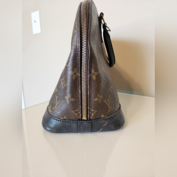 Authentic Louis Vuitton Alma Vintage 1996 - Picture 9 of 14